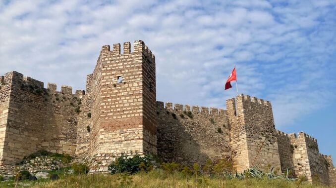 uploaded-image-boyabat-kalesi-tarihin-isiltisi-1697102692447